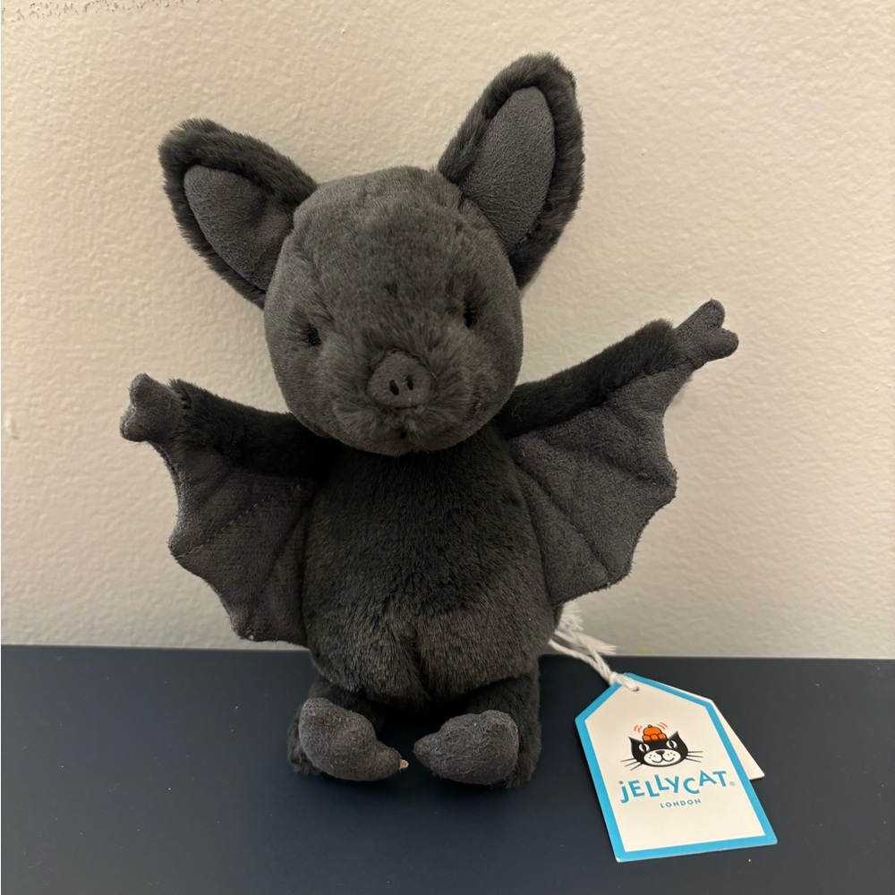 BNWT Jellycat Ooky Bat